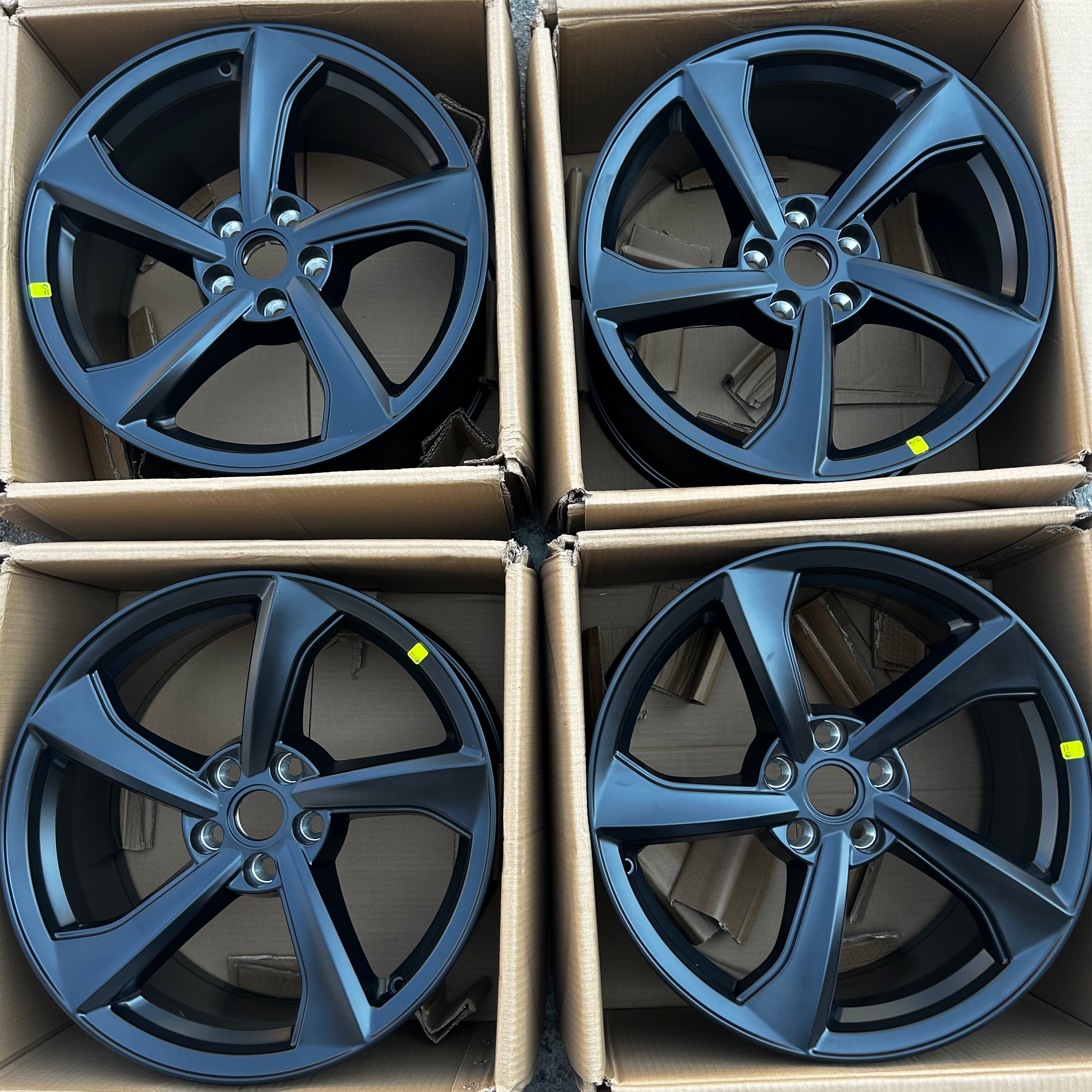 Set 4 Cerchi CrossFlow 19" OEM Tesla Model Y