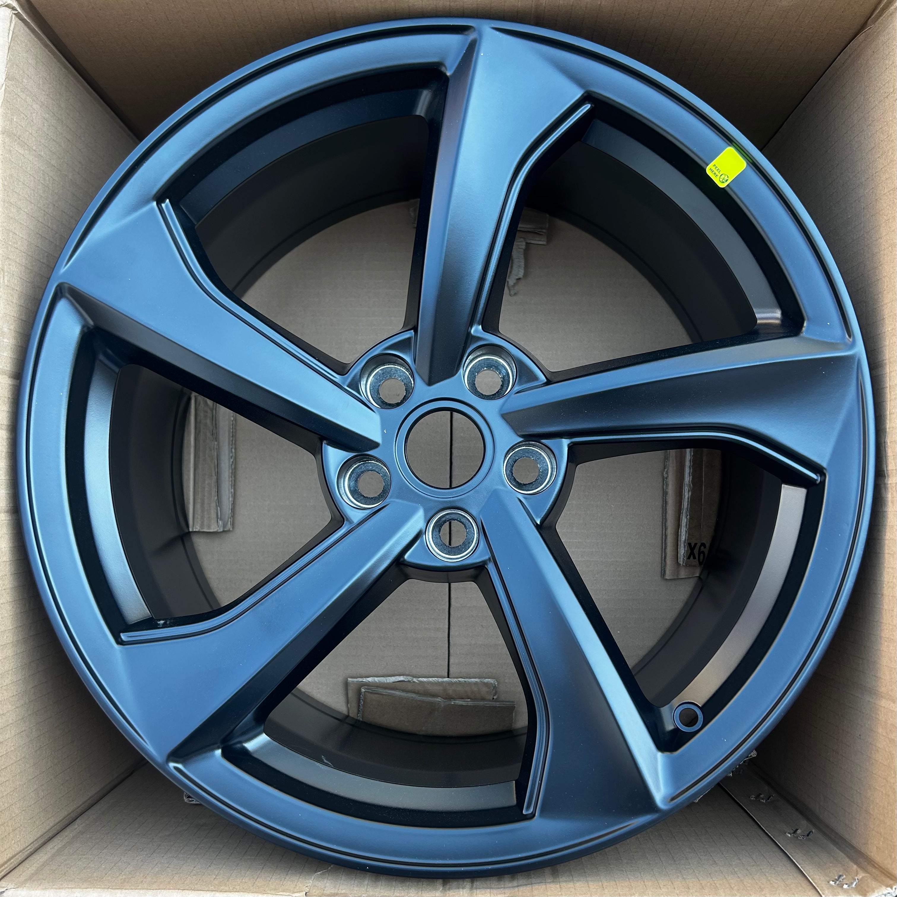 Set 4 Cerchi CrossFlow 19" OEM Tesla Model Y