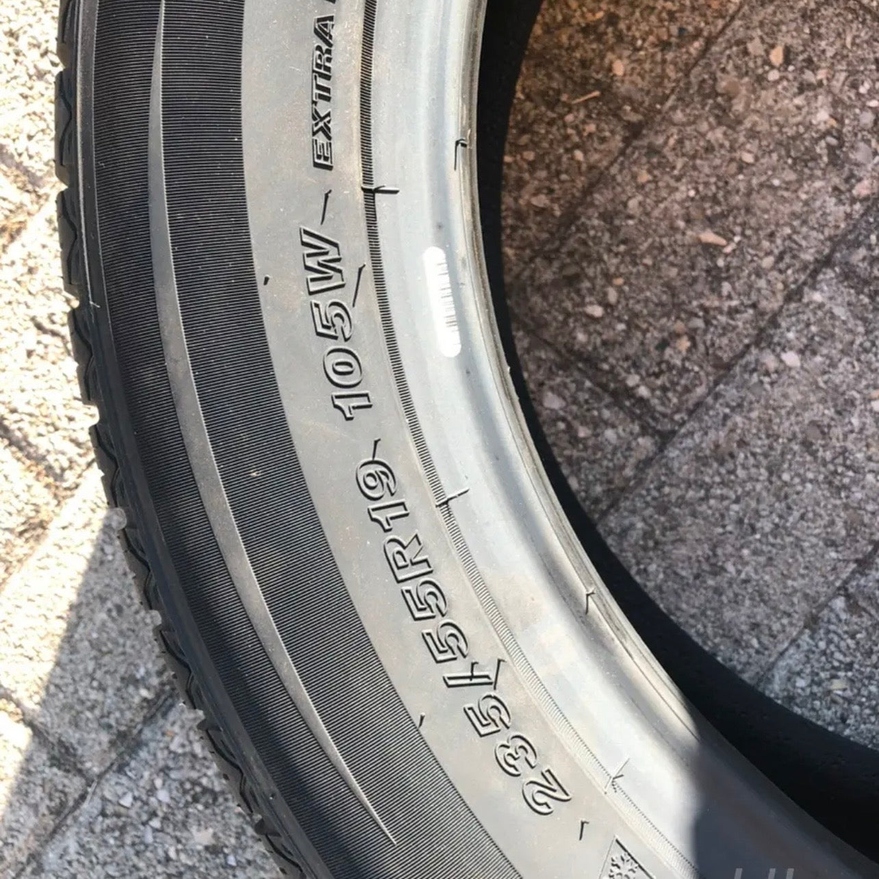 Fianco pneumatico Goodride Z-401 235/55R19 105W Extra Load
