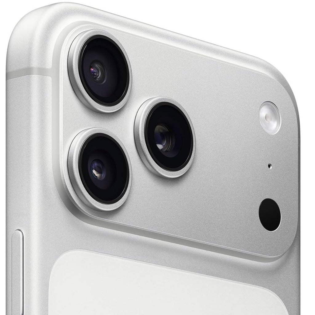 Apple iPhone 17 Pro Max Argento – dettaglio fotocamere