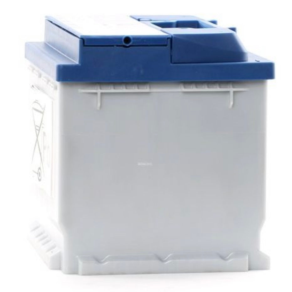 Batteria Bosch S4 002 52Ah 12V 470A - Vista angolare