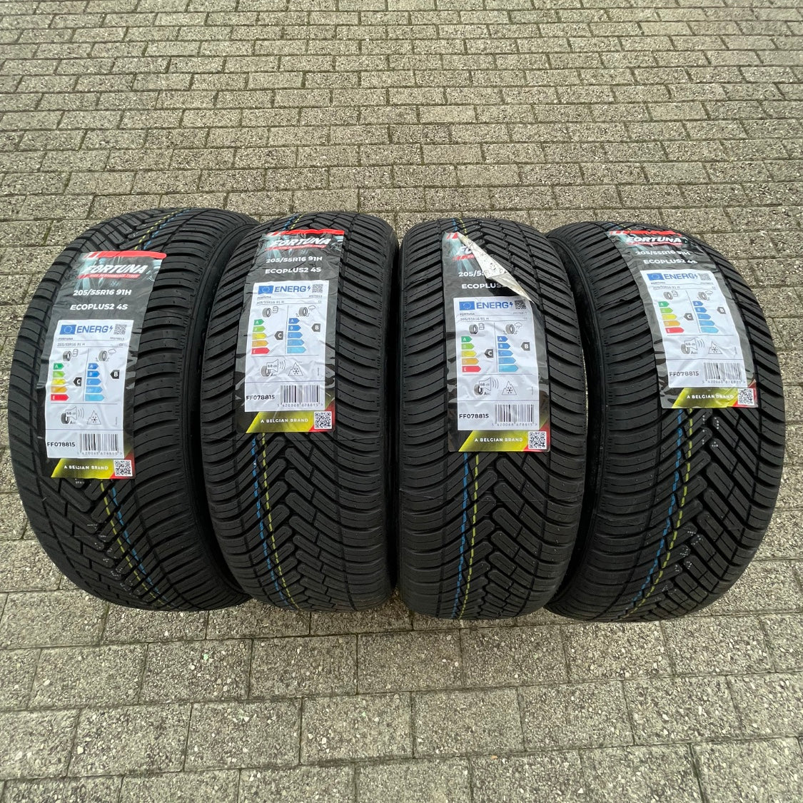 Set 4 Fortuna Ecoplus2 4S 205/55R16 91H - set completo vista frontale