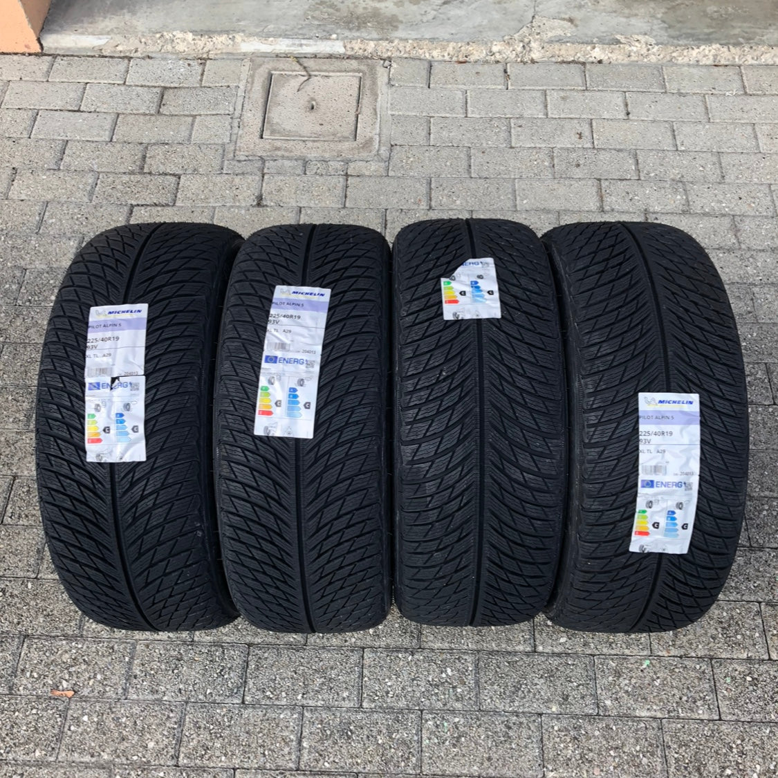 Michelin Pilot Alpin 5 – fianco con misura 225/40R19 93V Extra Load