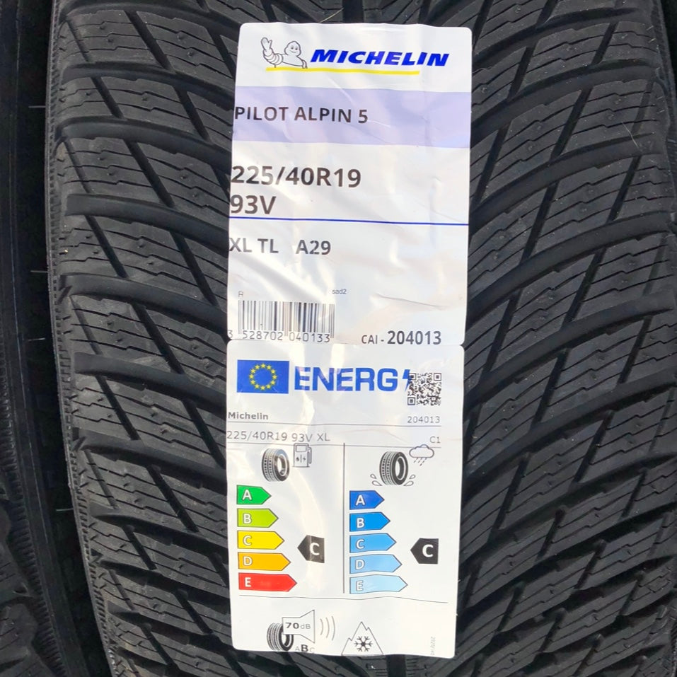 Michelin Pilot Alpin 5 – logo sul fianco